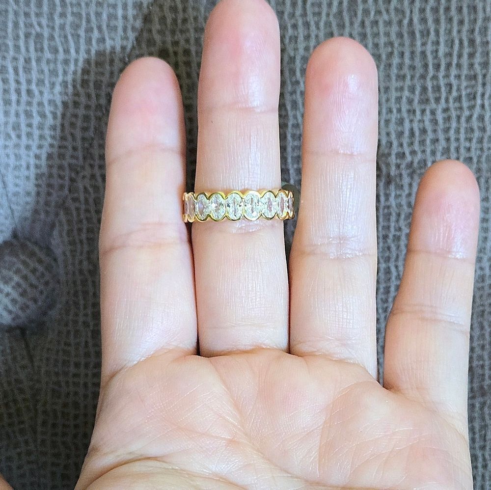Eternity♾️ Ring💍 With Clear Baguette Crystals💎 - NWT - Picture 2 of 16